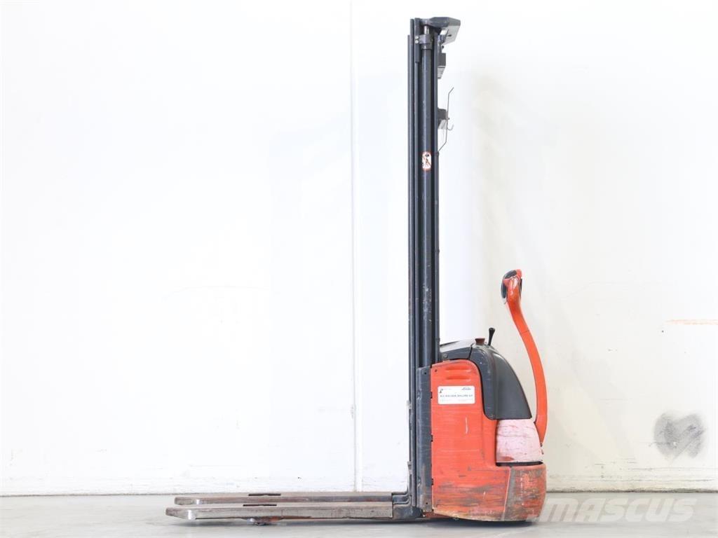 Linde L10/379 Gerbeur accompagnant