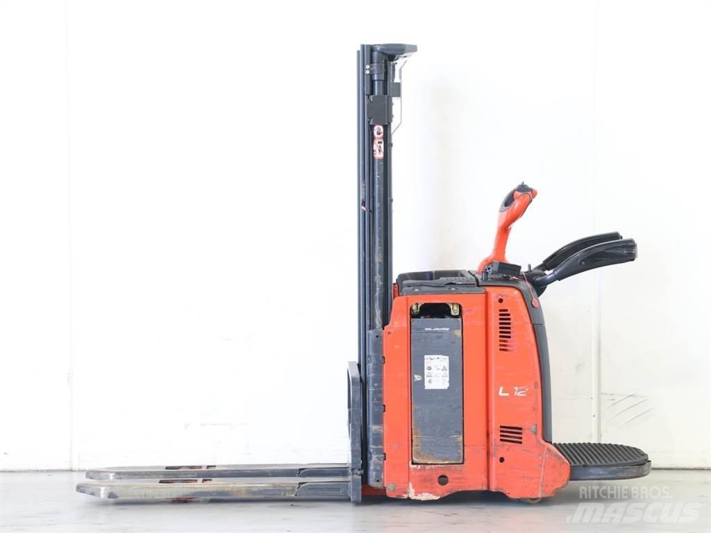 Linde L12AP/133 Gerbeur accompagnant