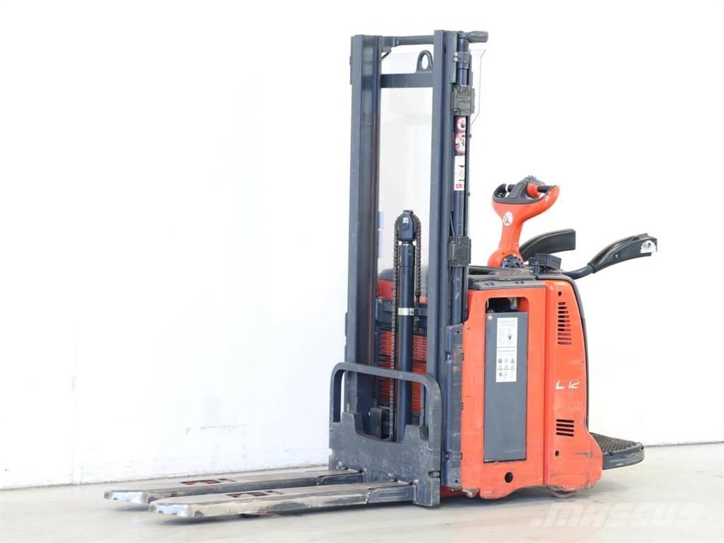 Linde L12AP/133 Gerbeur accompagnant