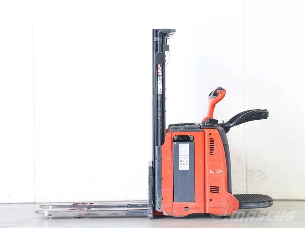 Linde L12AP/133 Gerbeur accompagnant