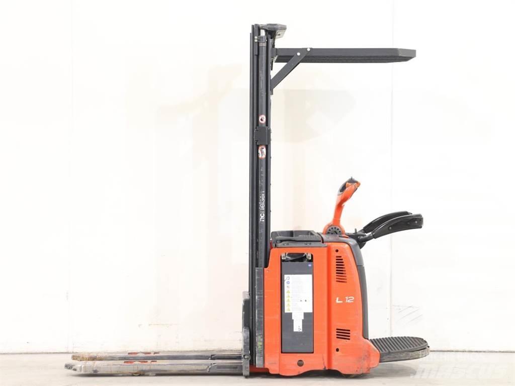 Linde L12AP/133-00 Gerbeur accompagnant
