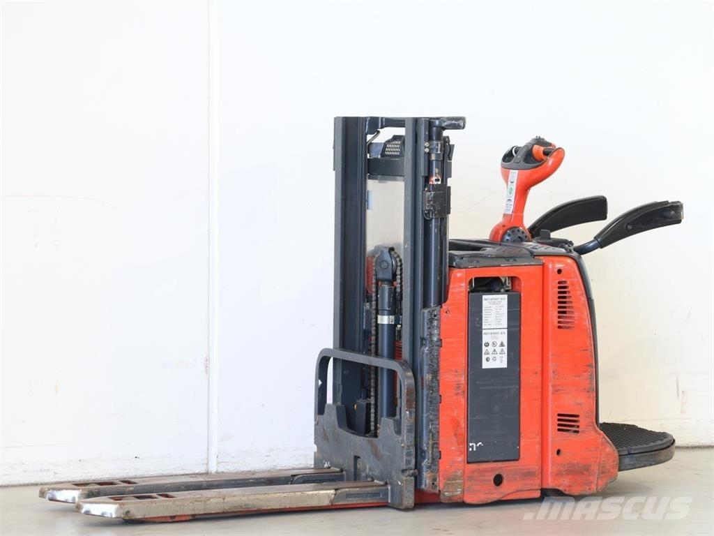 Linde L12LAP/133 Gerbeur accompagnant