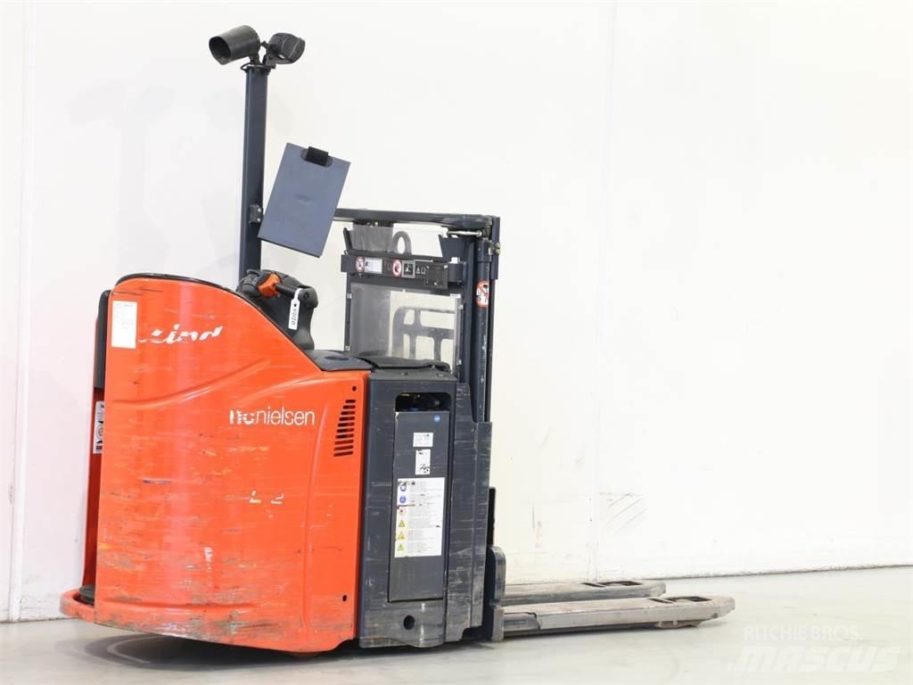 Linde L12LSP/133 Gerbeur accompagnant
