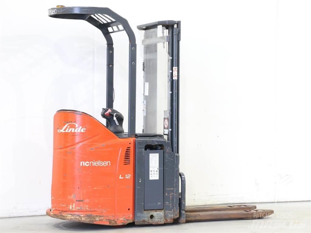 Linde L12LSP/133 Gerbeur accompagnant