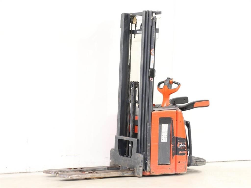 Linde L14AP/1173 Gerbeur accompagnant