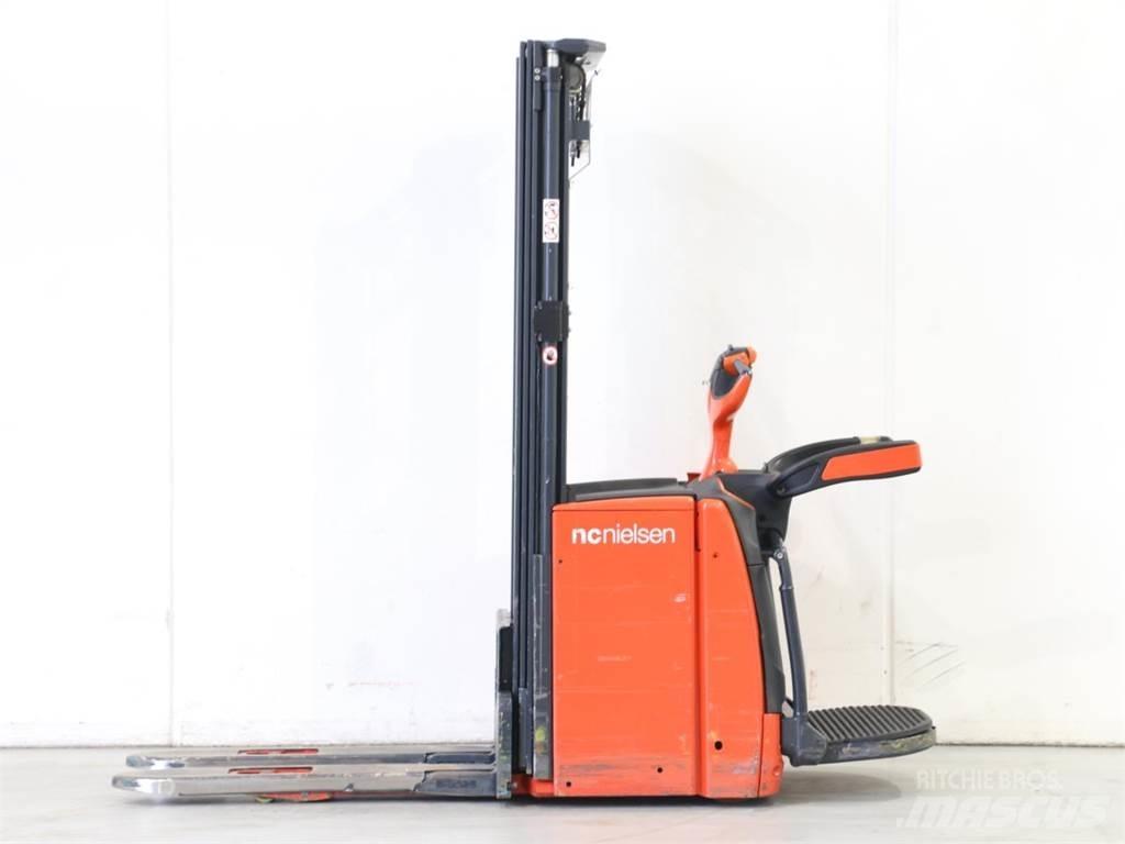 Linde L14AP/1173-00 Gerbeur accompagnant