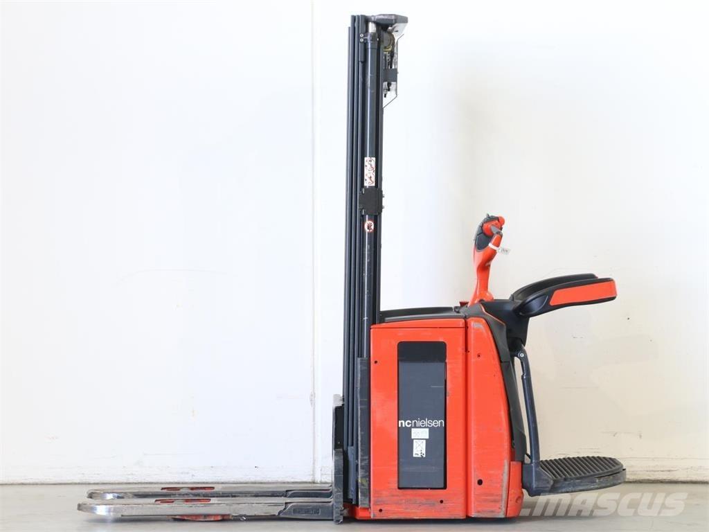 Linde L14AP/1173-01 Gerbeur accompagnant