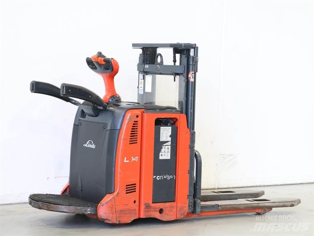 Linde L14AP/133 Gerbeur accompagnant