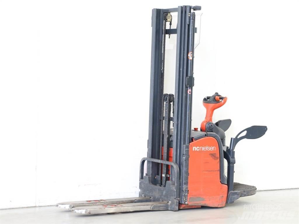 Linde L14AP/372 Gerbeur accompagnant