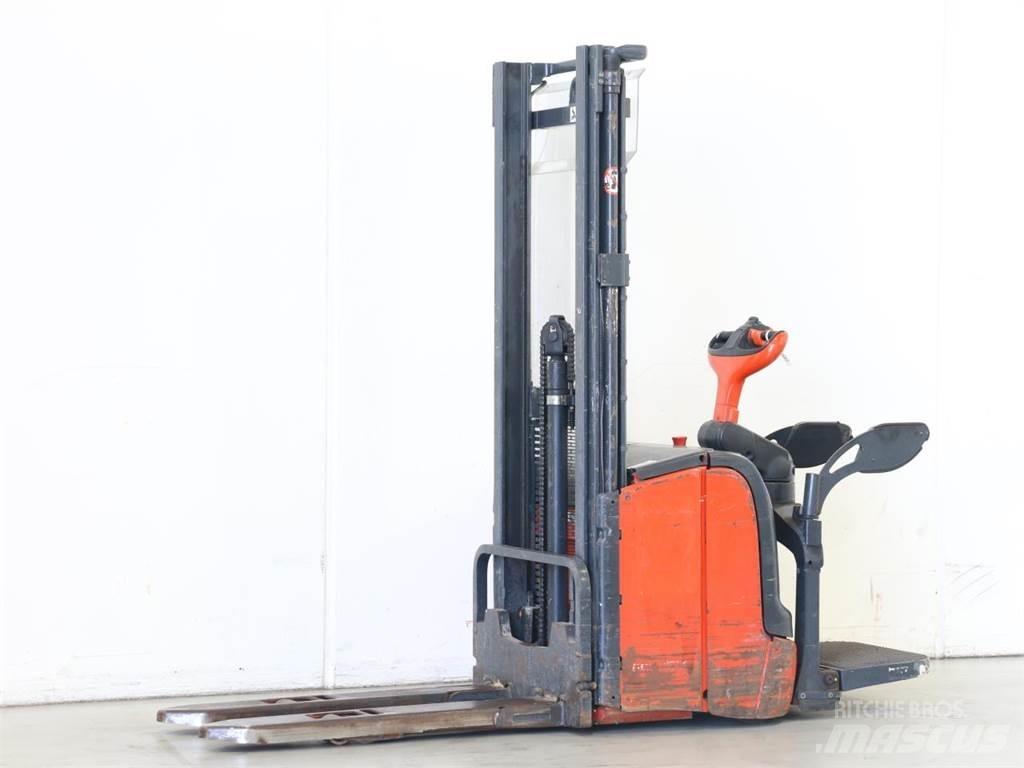 Linde L14API/372 Gerbeur accompagnant