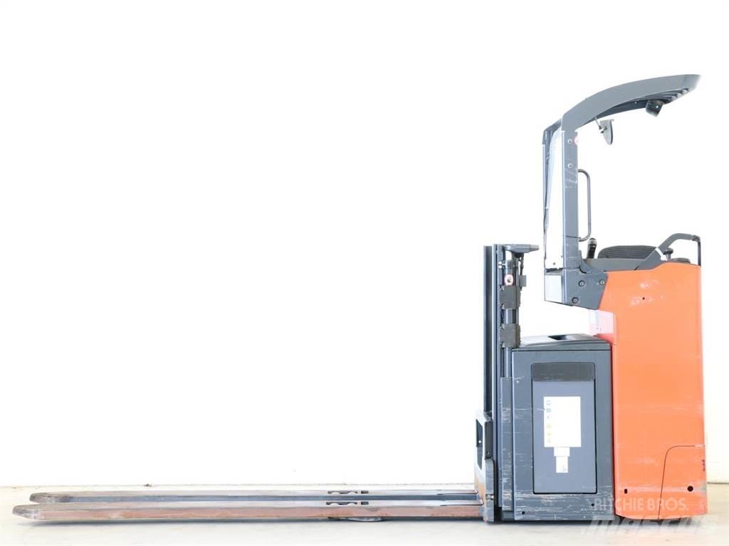 Linde L14R/1174 Gerbeur accompagnant