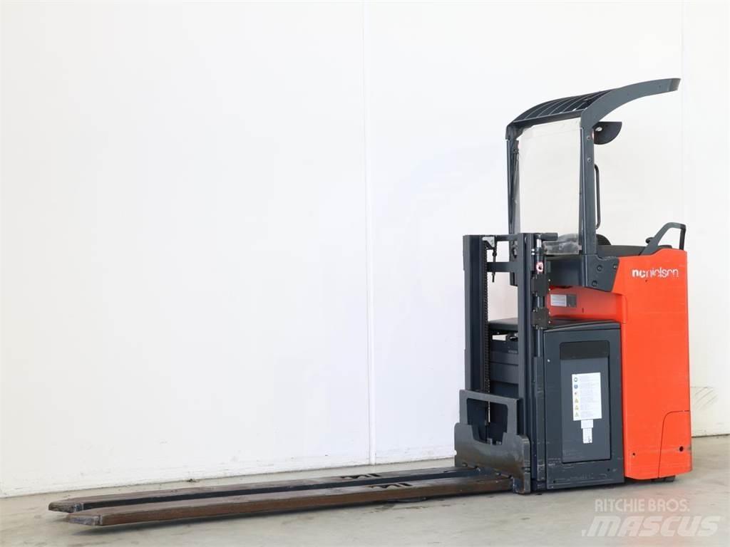 Linde L14R/1174 Gerbeur accompagnant