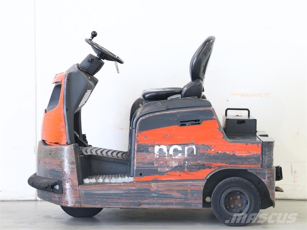 Linde P80/1191 Chariot remorqueur