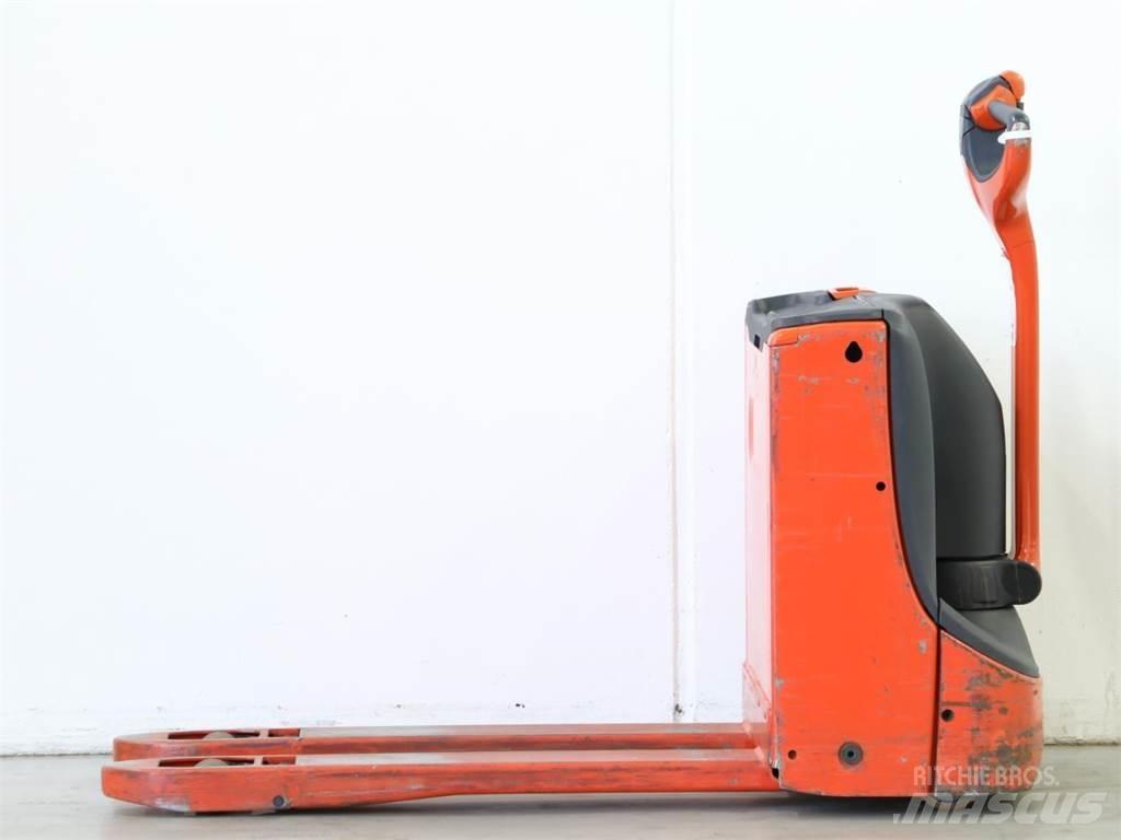 Linde T16/1152 Gerbeur accompagnant