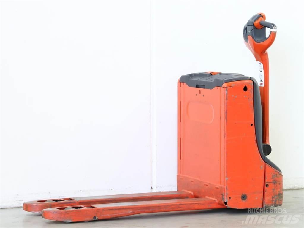 Linde T16/1152 Gerbeur accompagnant