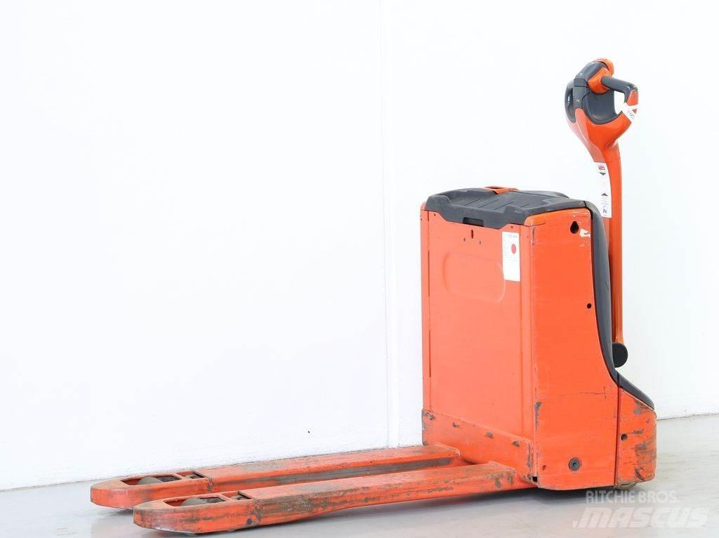 Linde T16/1152 Gerbeur accompagnant
