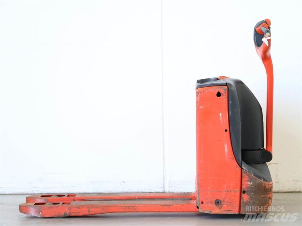 Linde T16/1152 Gerbeur accompagnant
