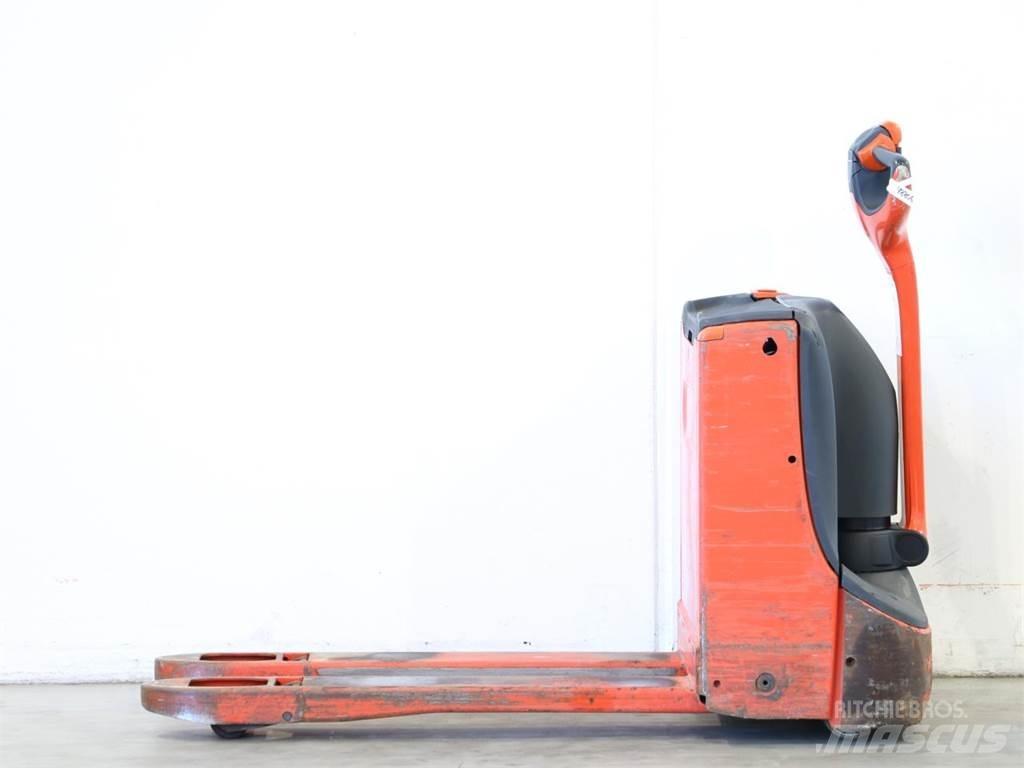 Linde T16/1152 Gerbeur accompagnant