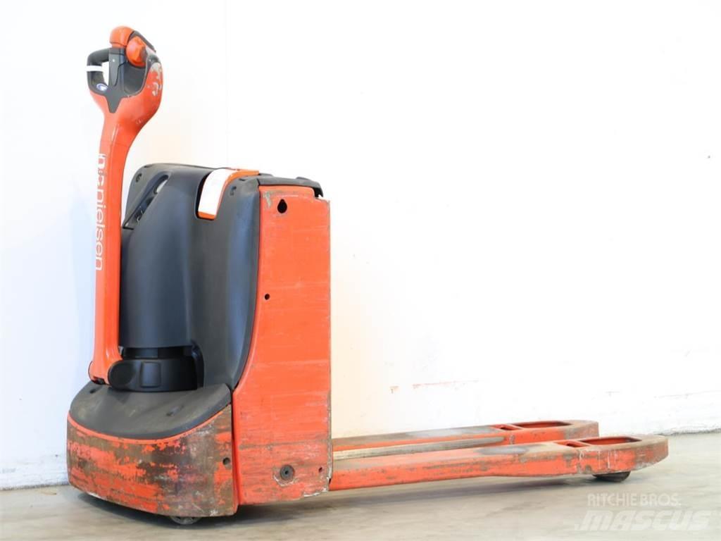 Linde T16/1152 Gerbeur accompagnant