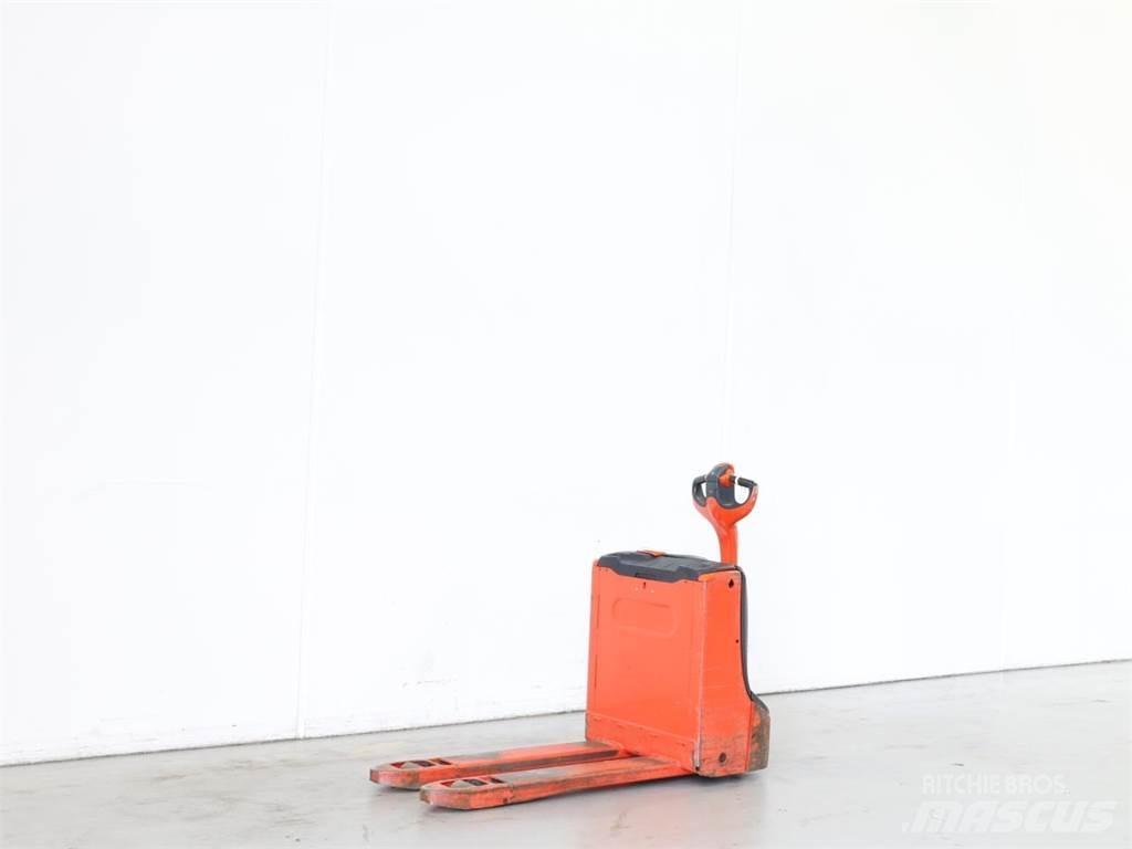 Linde T16/1152 Gerbeur accompagnant