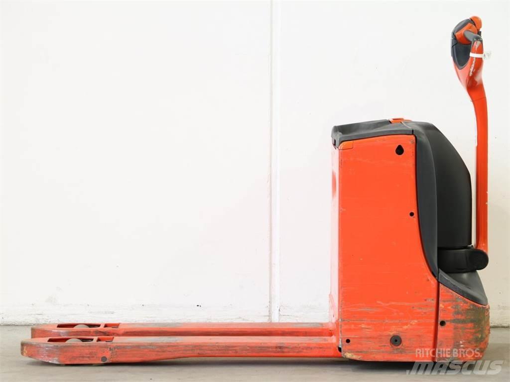 Linde T16/1152 Gerbeur accompagnant