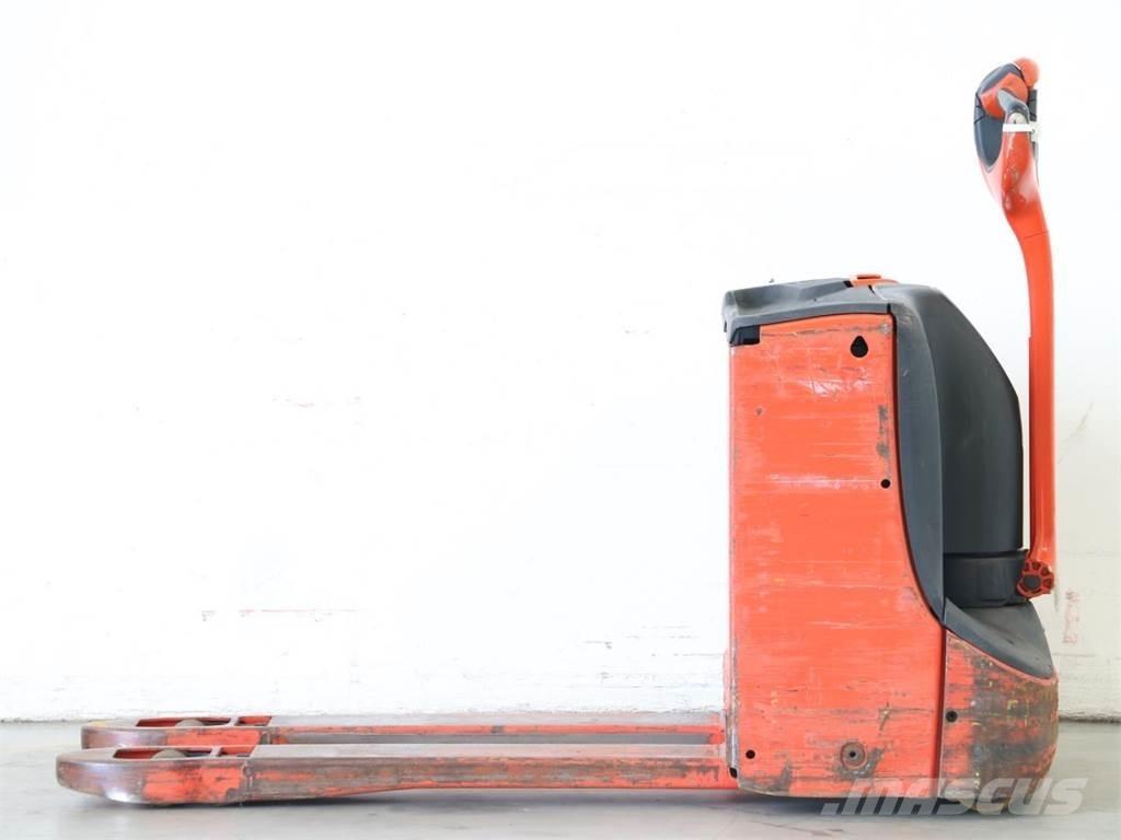 Linde T16/1152 Gerbeur accompagnant