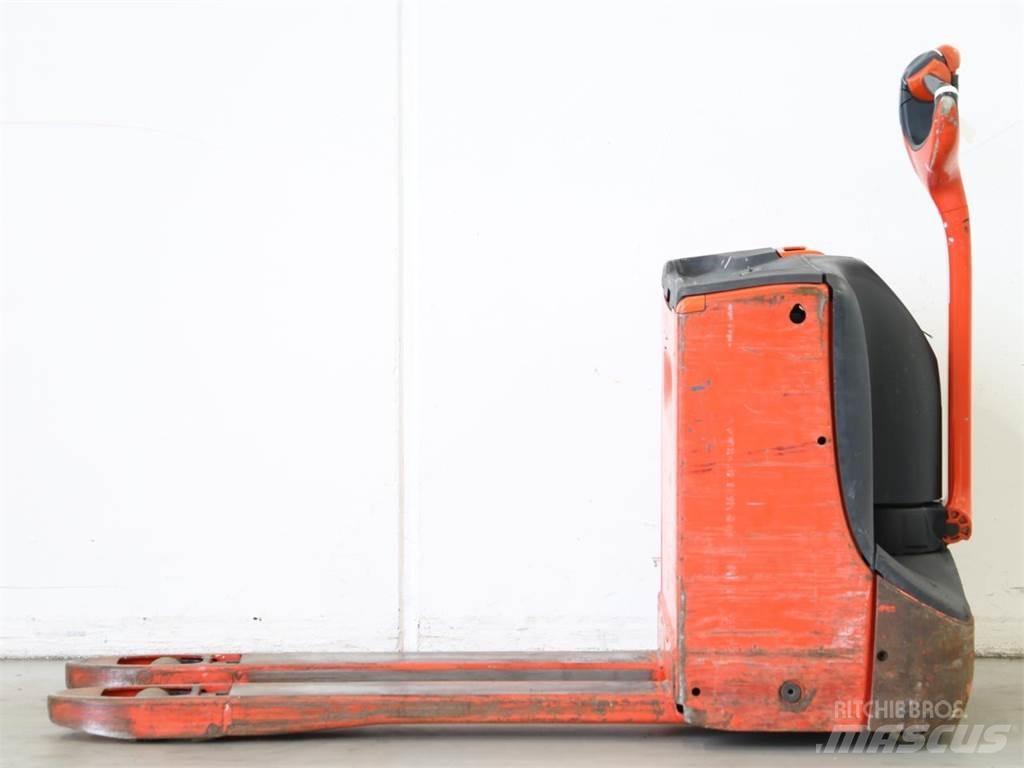 Linde T16/1152 Gerbeur accompagnant