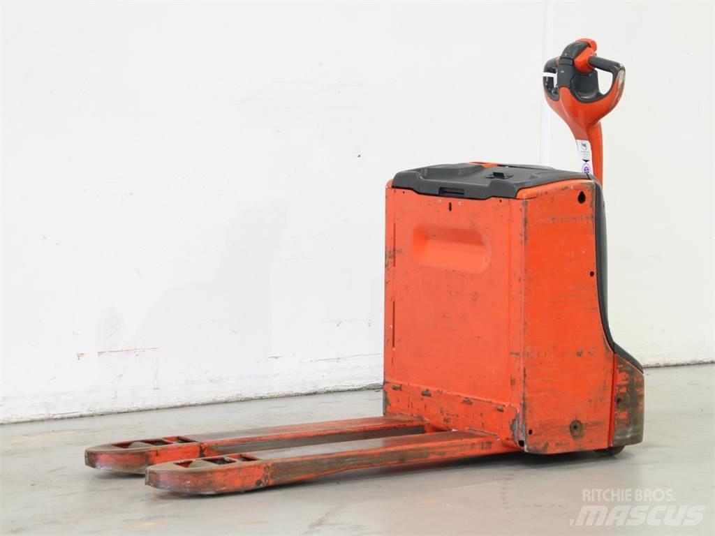 Linde T16/1152 Gerbeur accompagnant