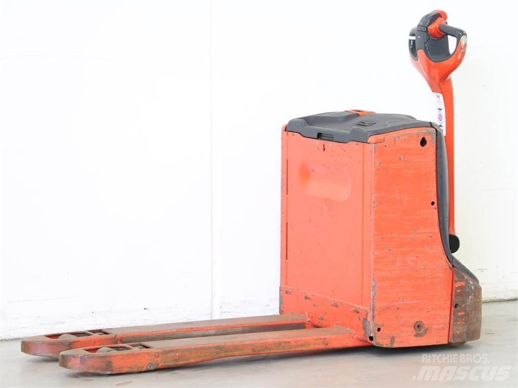 Linde T16/1152 Gerbeur accompagnant