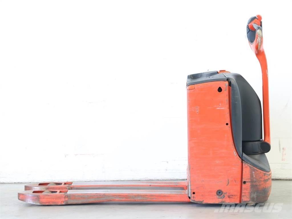 Linde T16/1152 Gerbeur accompagnant