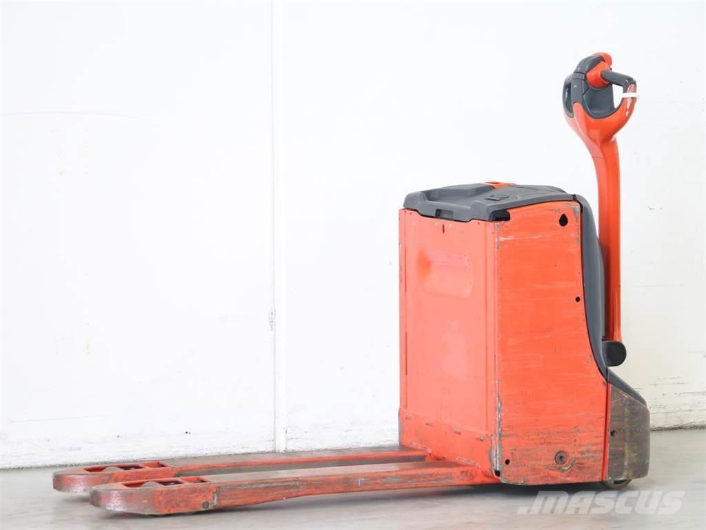 Linde T16/1152 Gerbeur accompagnant