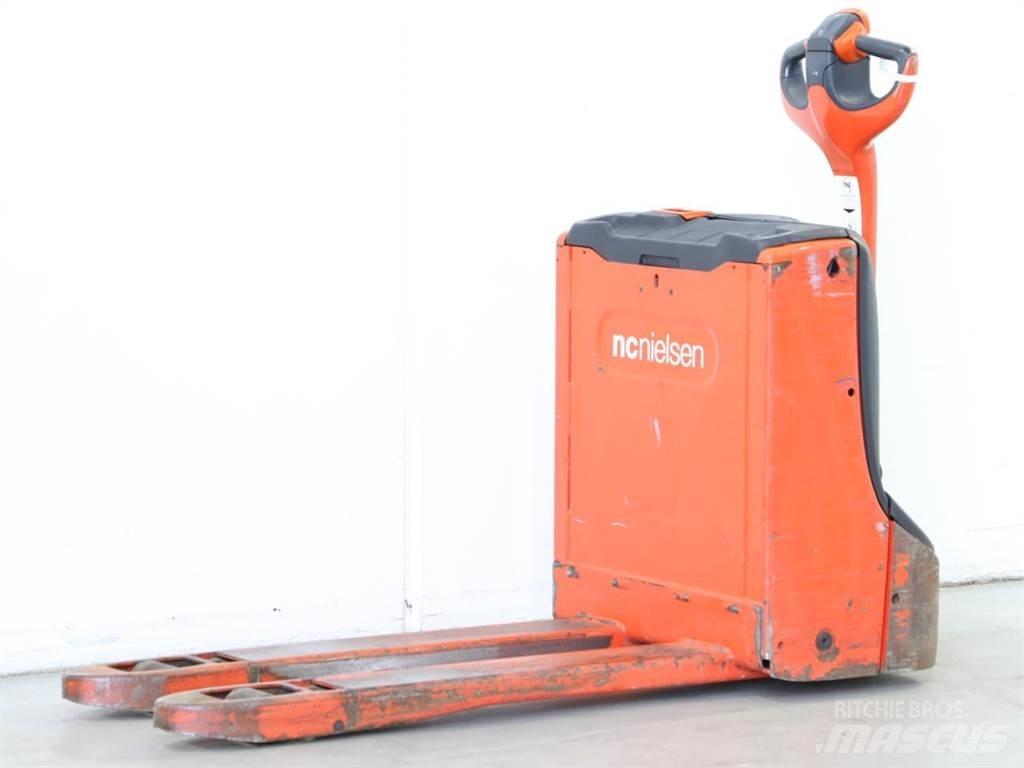 Linde T16/1152 Gerbeur accompagnant