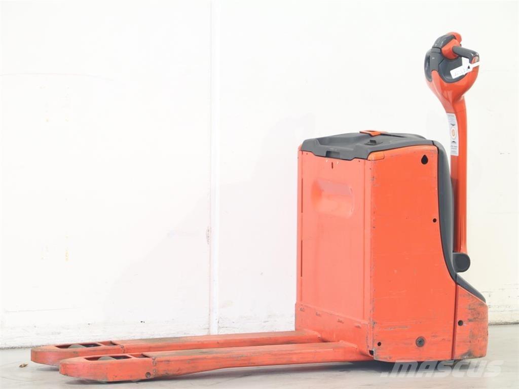 Linde T16/1152 Gerbeur accompagnant