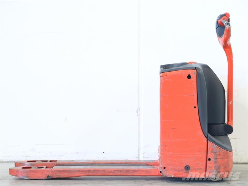 Linde T16/1152 Gerbeur accompagnant