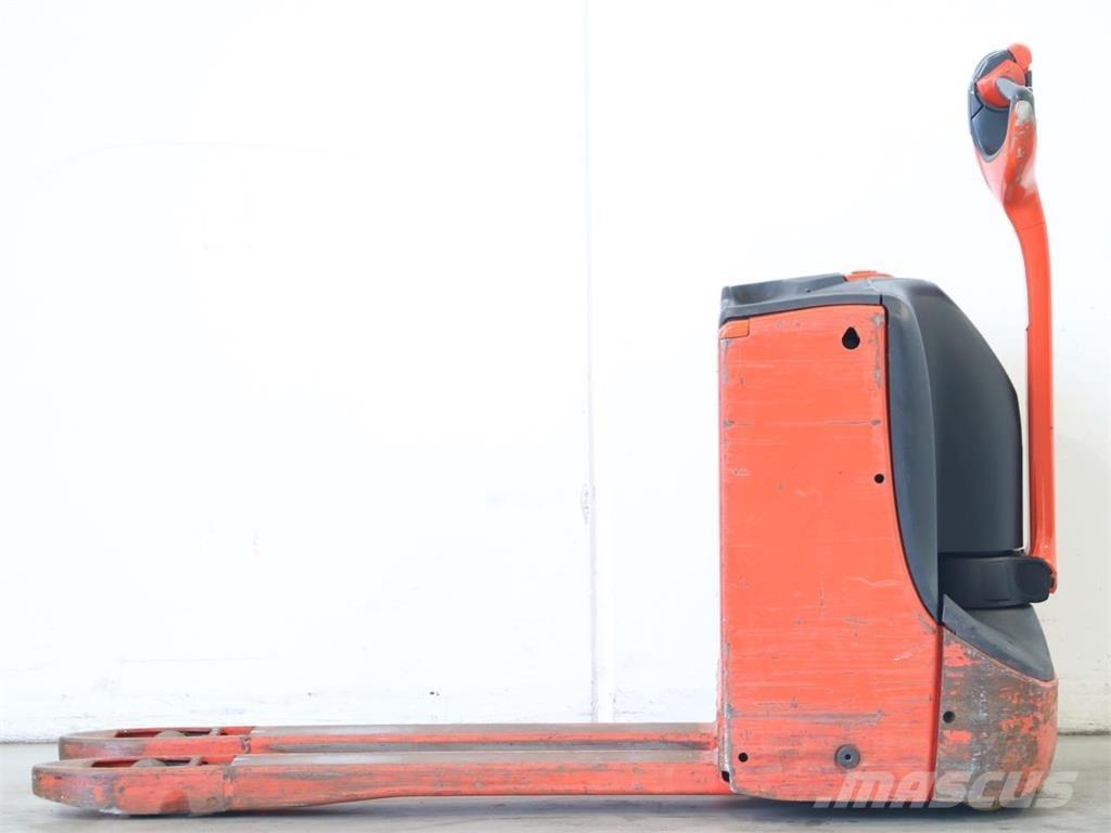 Linde T16/1152 Gerbeur accompagnant