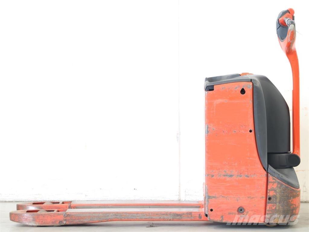 Linde T16/1152 Gerbeur accompagnant