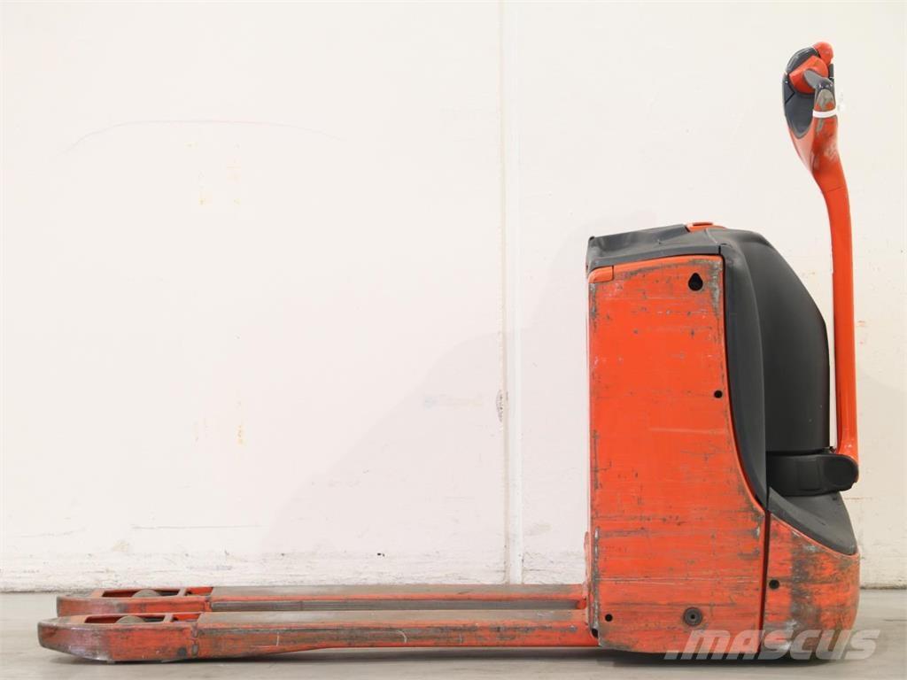 Linde T16/1152 Gerbeur accompagnant