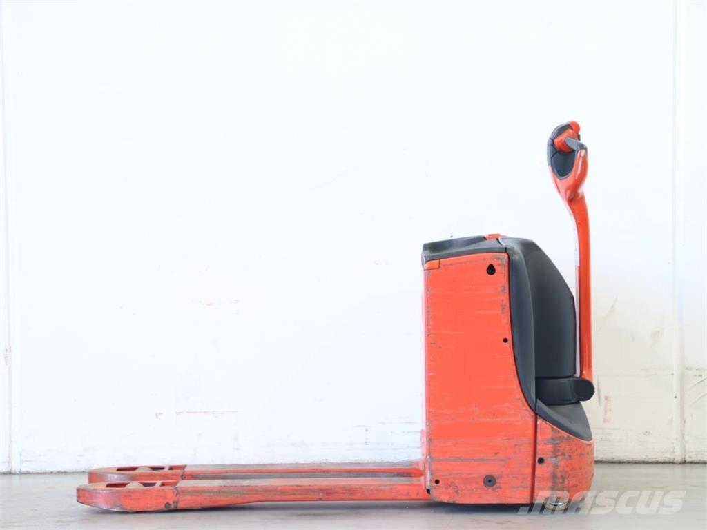 Linde T16/1152 Gerbeur accompagnant