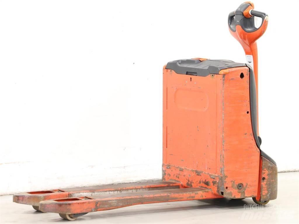 Linde T16/1152 Gerbeur accompagnant