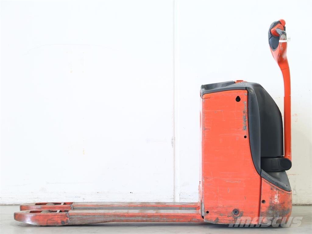 Linde T16/1152 Gerbeur accompagnant