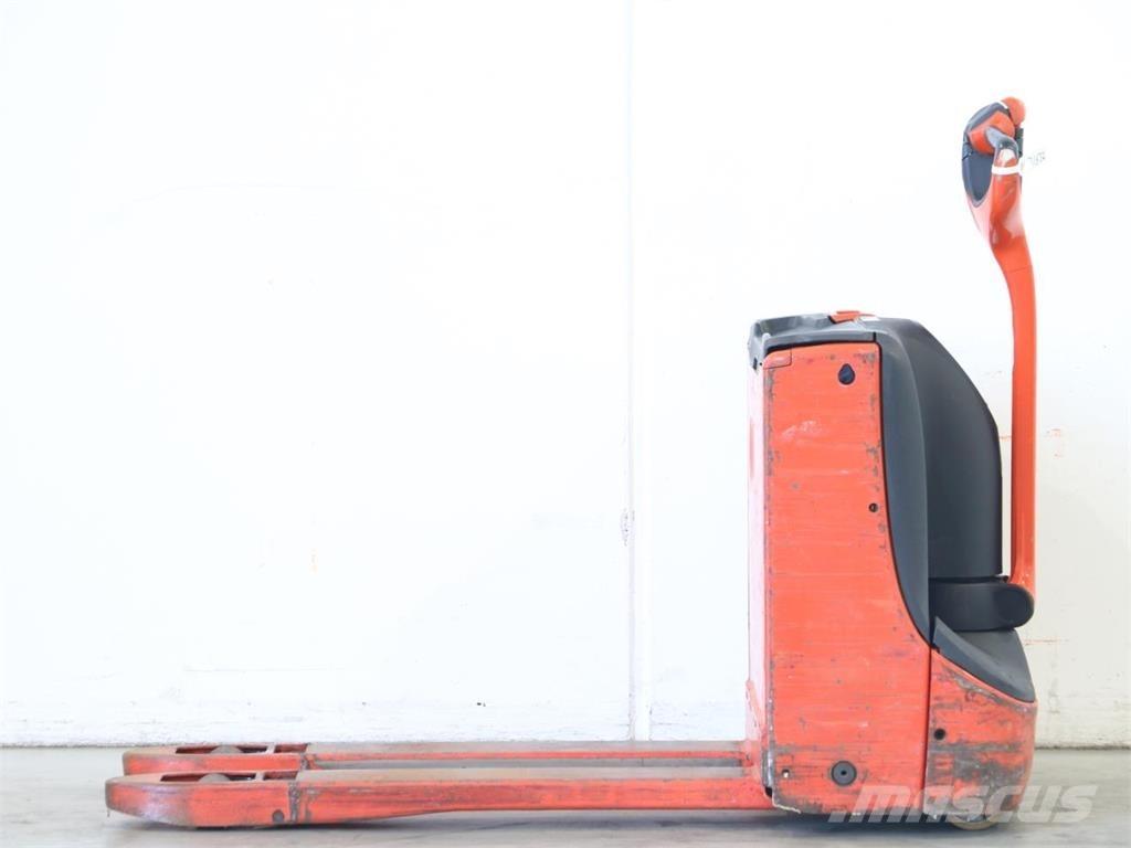Linde T16/1152 Gerbeur accompagnant