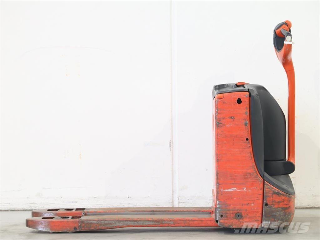 Linde T16/1152 Gerbeur accompagnant