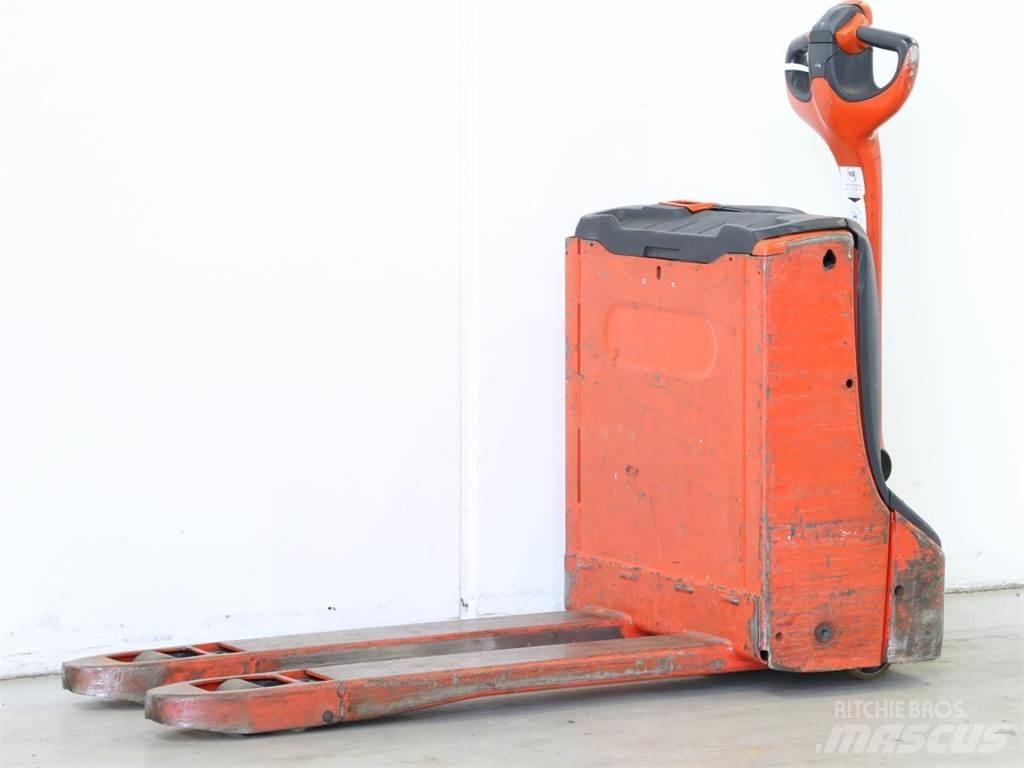 Linde T16/1152-00 Gerbeur accompagnant