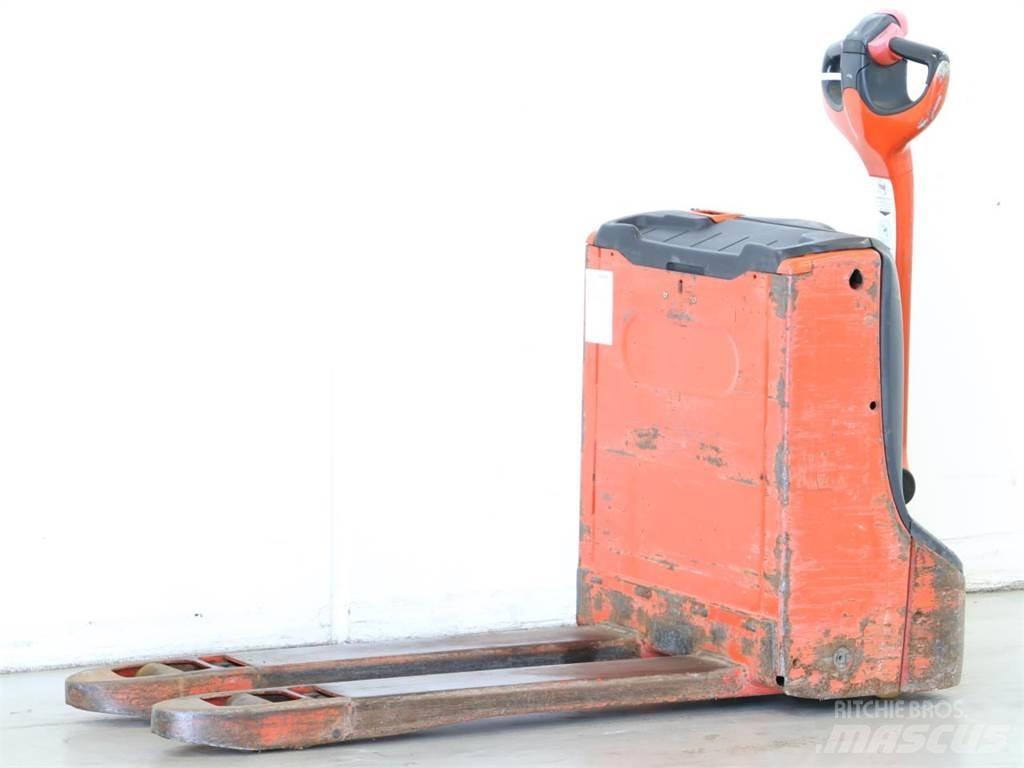 Linde T16/1152-00 Gerbeur accompagnant