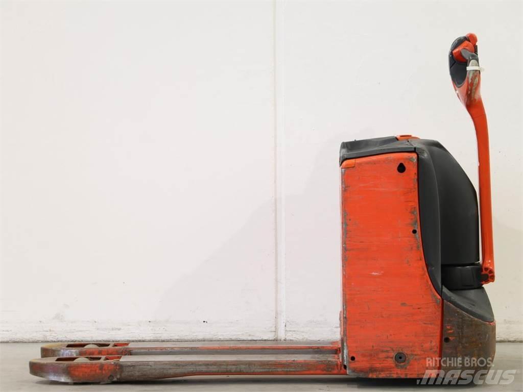 Linde T16/1152-00 Gerbeur accompagnant