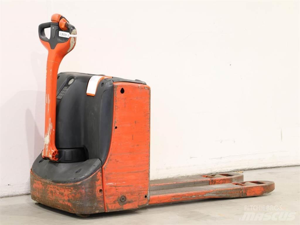 Linde T16/1152-00 Gerbeur accompagnant