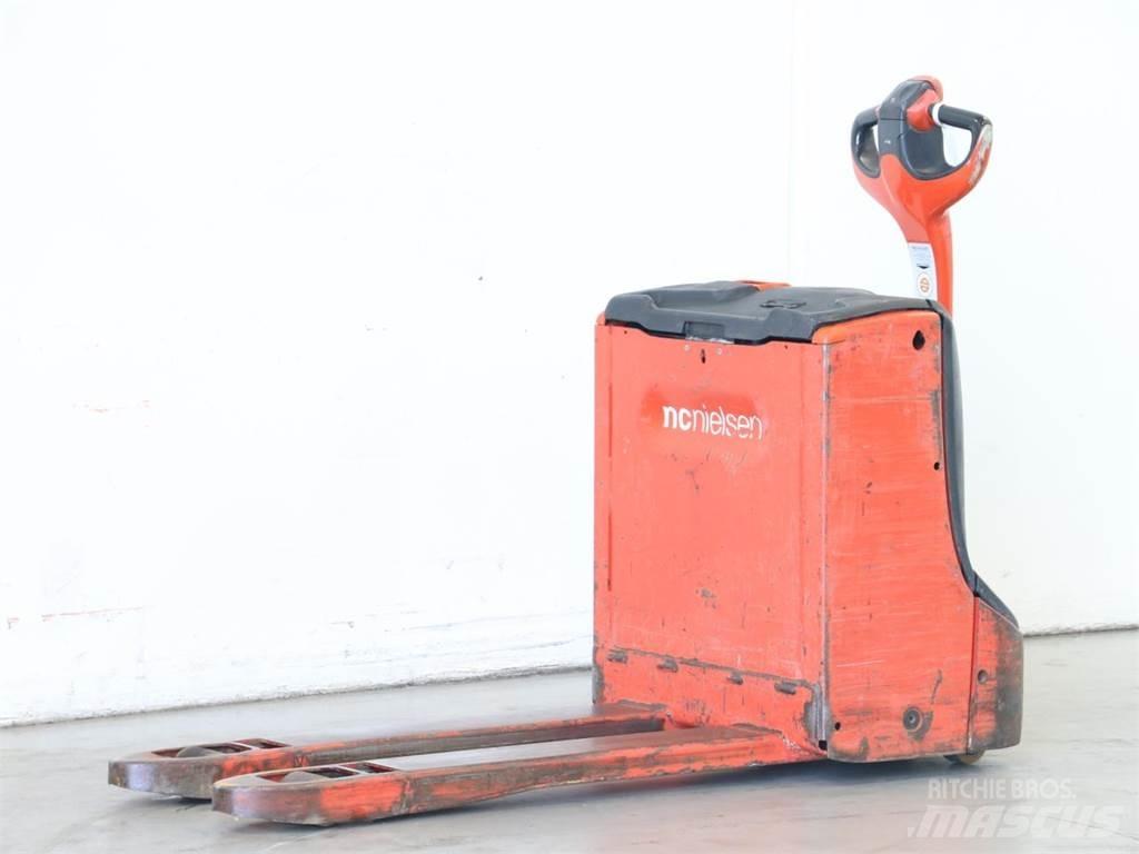 Linde T16/1152-00 Gerbeur accompagnant