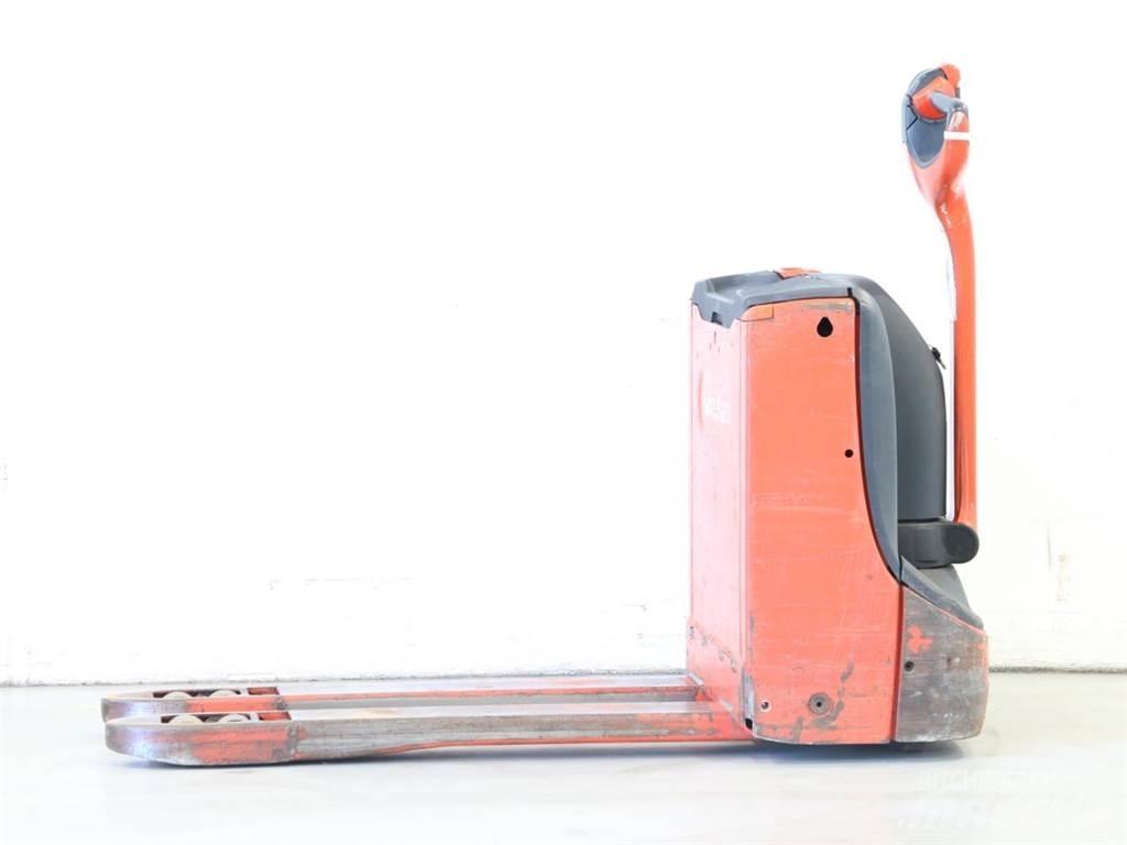 Linde T16/1152-00 Gerbeur accompagnant