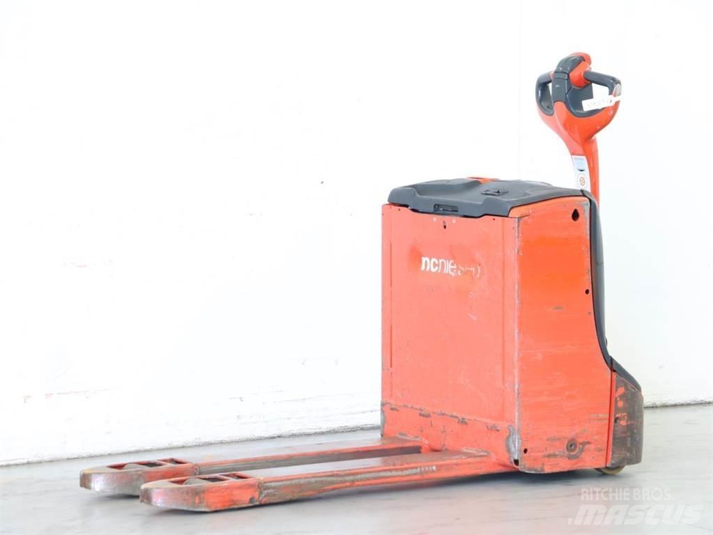 Linde T16/1152-00 Gerbeur accompagnant