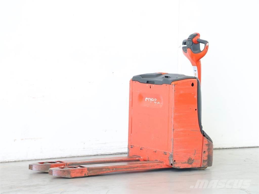 Linde T16/1152-00 Gerbeur accompagnant